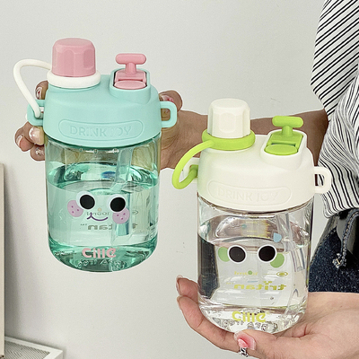 Customer's Logo Water Bottle Cute Expression Juice Straw Cup with High Aesthetic Value