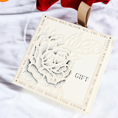 The Gold List Persimmon Ruyi Hand-Held Souvenir Set 2 Color Graphics Collectible
