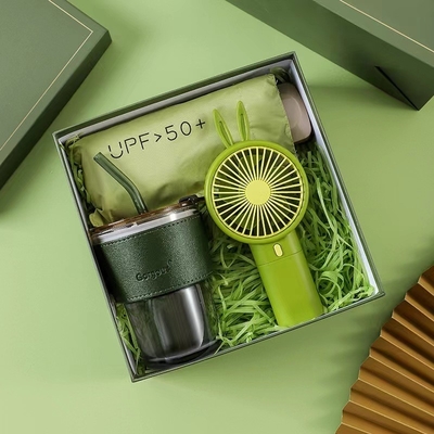 Custom Logo Cup and Hand Gift Set Perfect for Agriculture Annual Meeting at Christmas