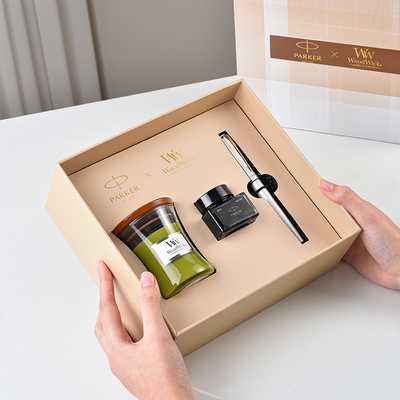 Exclusive Father's Day Gift Wycombe Abbey XL White Gold Pen WoodWick Aromatherapy Set