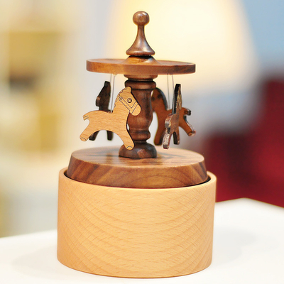 Year Mini Carousel Lucky Cat Music Box Solid Wood Cake Music Box Decoration Birthday Gift