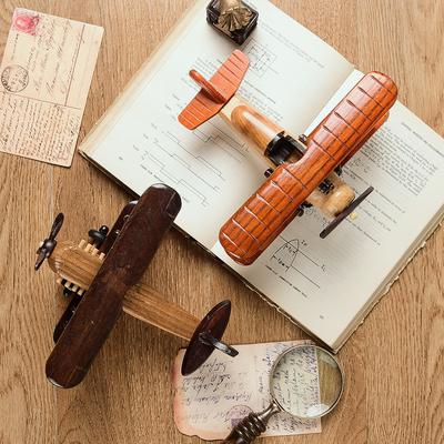 Silk Screen Printing Vintage Wooden Aircraft Model for Creative Home Desktop Decoration