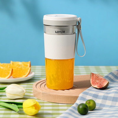 Father's Day Gifts Household Multifunctional Portable Juicer with Customer's Logo
