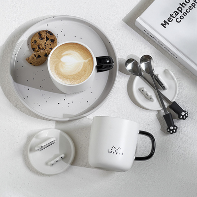 Employee Gift Idea Cartoon Cat Water Cup with Ceramic Spoon Lid and Phone Holder