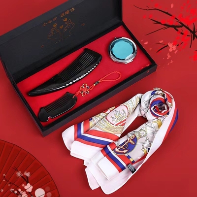 Office Products for Creative Souvenirs Practical Gift Boxes and Horn Combs