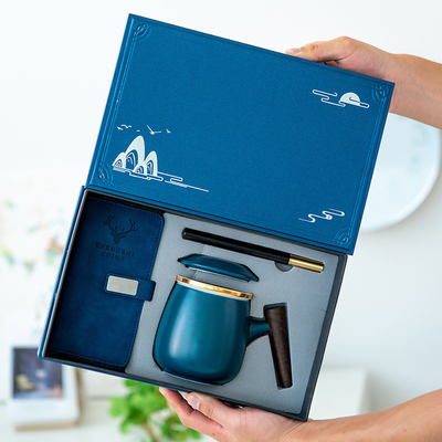 Starry Sky Lamps and Portable Travel Tea Sets The Ultimate Choice for Alumni Relations