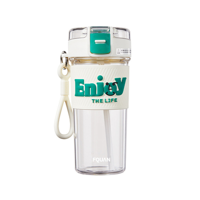 High Aesthetic Color Contrast Style Straw Cup The Ultimate Hotel and Resort Accessory