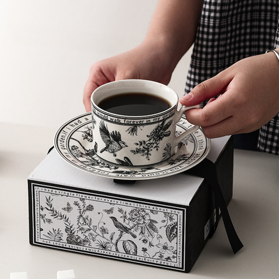 Xiao Xiangfeng Black and White Coffee Cup and Plate Combo Perfect for Sports and Games