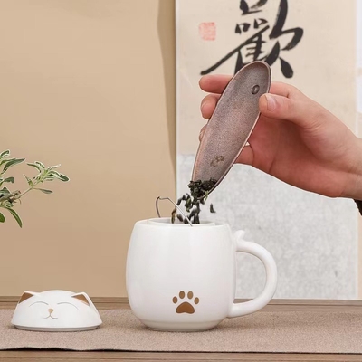 Boost Team Morale with Our Easter Gift Set Ceramic Office Mug and Atmospheric Souvenir