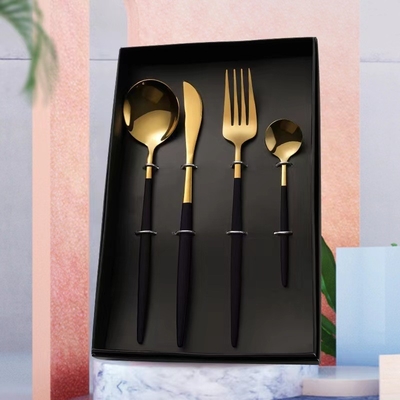 High Aesthetic Value Rust Steel Tableware Set of 4 Pieces Color Printing Novelty Gifts