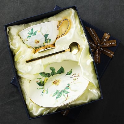 European Coffee Cup Set Bone Porcelain Flower Tea Cup Ceramic for Chic Usage Scenarios