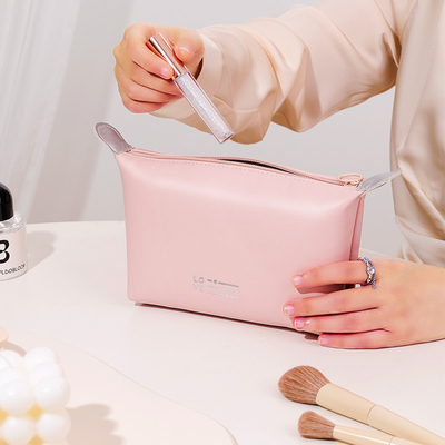 Waterproof Portable PU Dumpling Storage Bag for Travel Agency Giveaways