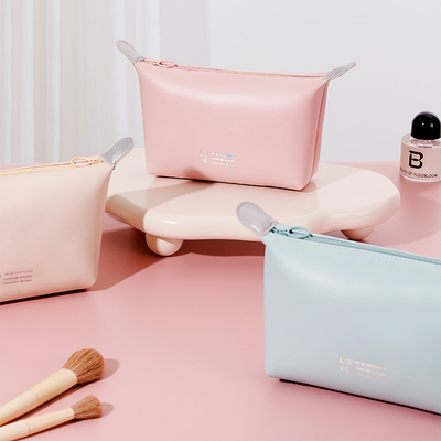 Waterproof Portable PU Dumpling Storage Bag for Travel Agency Giveaways