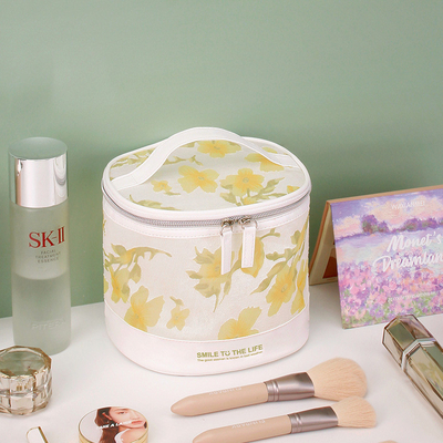 Stylish Presentation Gift Set Large-Capacity Toiletry Bag with Hidden Flower Cylinder