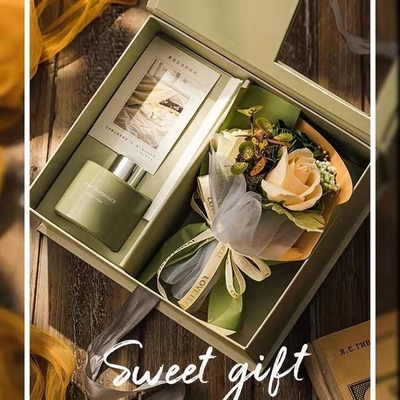 Carnation Bouquet Gift Box The Perfect Gift for Teachers and Mothers on Their Special Day