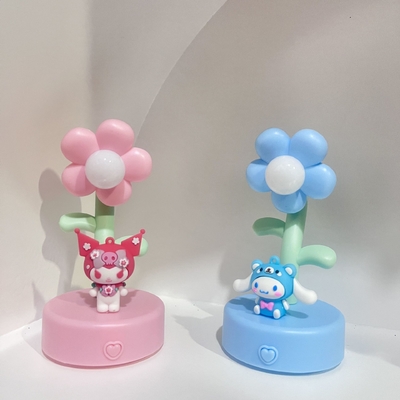 Silk Screen Printed Sunflower Cartoon Doll Resin Table Lantern for &quot;Thank You&quot; Gifts