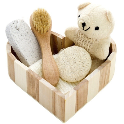 Hot Item for Year Gift Sword Set and Bathing Supplies in Heart Shaped Shower Gift Box