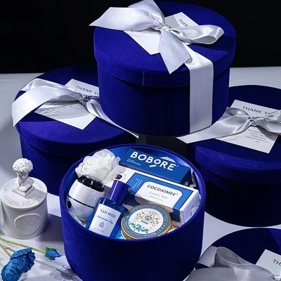 Silk Screen Printing Techniques Light Luxury Velvet Gift Set for Boyfriend's Birthday