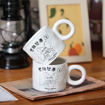 UV Printing Siqian Wanhou Mug Cute Cartoon Ceramic Cup for Employee Welfare Gift