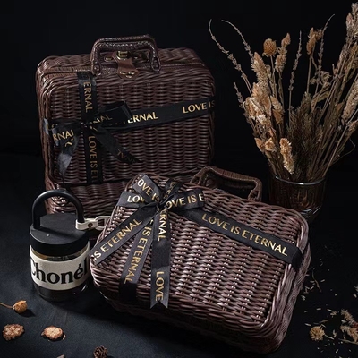Hotel and Resort Business Gift Set Coffee Vine Basket with 1 Color Graphics Printing