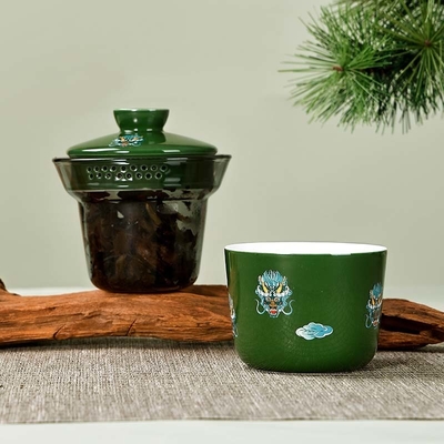 Dragon Pearl Tea Balls and Mugwort Fragrance Tea Set in Customized Size Plastic Box