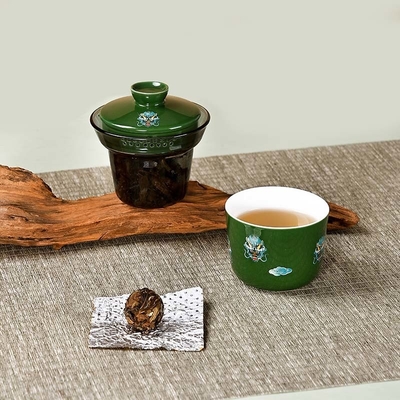Dragon Pearl Tea Balls and Mugwort Fragrance Tea Set in Customized Size Plastic Box
