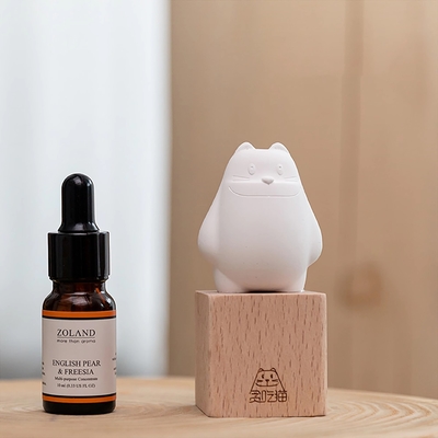 Greedy Cat Powder Fragrance Seat Small Canglan Essential Oil Business Gift for Present