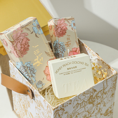 Alumni Relations Tea Gift Peach Oolong Tea in Hot Stamping Packaging March 8th Activity