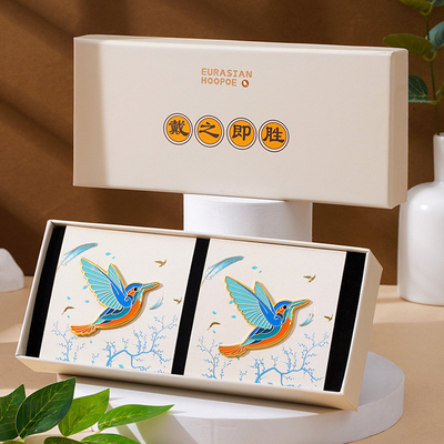 Customized Good Luck Bird Gift Box Set Notebook Brooches and Pen for Business Gifting