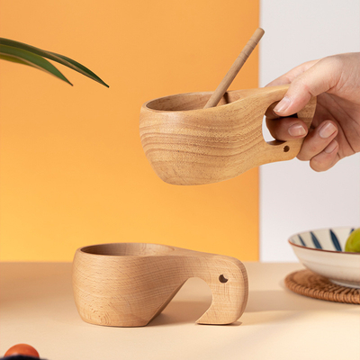 Upgrade Your Travel Gear with Retro Finnish Whole Wood Integrated Creative Coffee Cup