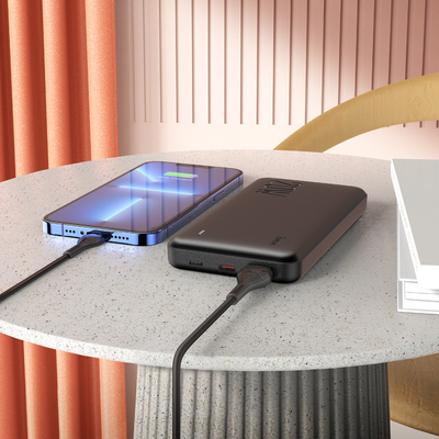 Office Gift Must-Have 10000mAh Power Bank with LED Light Display and Fast Charging