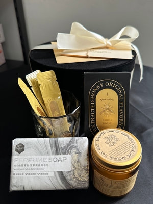 Exquisite and Creative Gifts for Bridesmaids to Guests Pink Round Office Products 2024