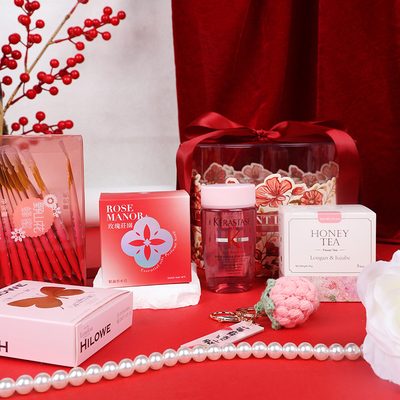 Exclusive Automotive Gift Blossom Sweetheart Rose Manor Souvenir Set for Mother's Day