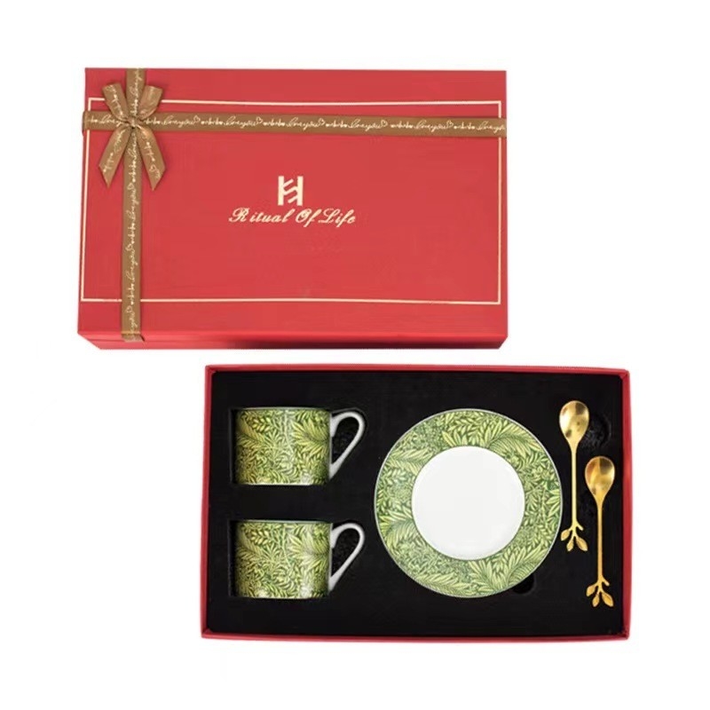 Make a Statement with Our UV Printed Coffee Cups The Perfect Addition to Your Wedding Gift