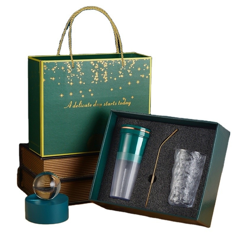 Convenient Household Electric Juice Cup for Sports and Games Presentation Gift Set