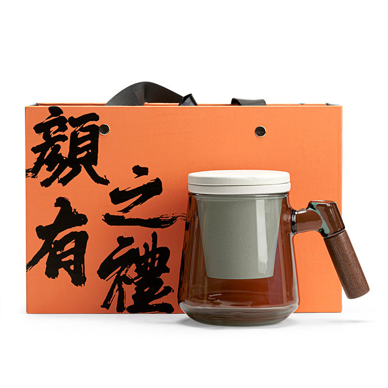 Customized Logo Qingchuan Tea Glass Cup Gift Box Novelty Gifts for Office Tea Separation